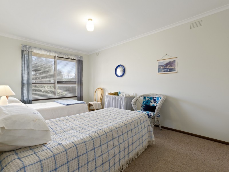 Unit 5/94 Leviens Road, St Leonards VIC 3223