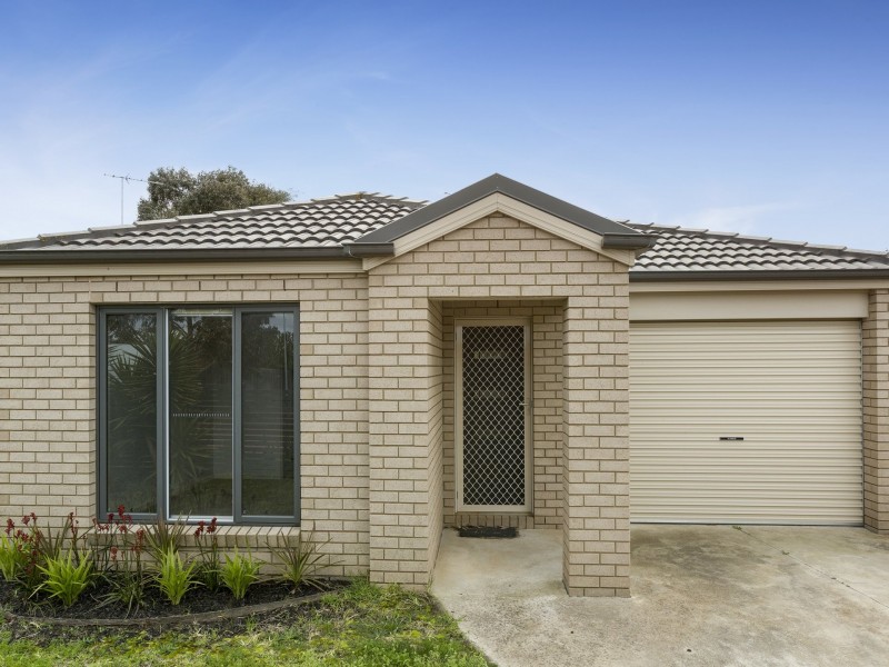 6 Waters Way, St Leonards VIC 3223