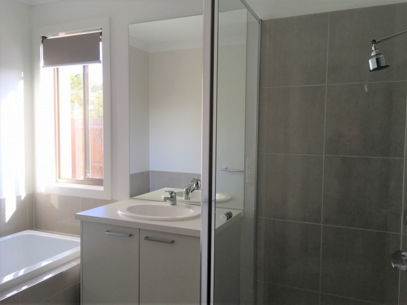 25 Gamble Way, St Leonards VIC 3223