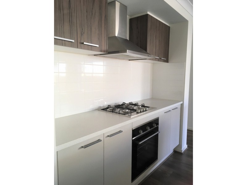 25 Gamble Way, St Leonards VIC 3223