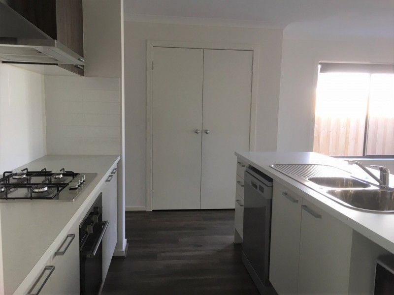 25 Gamble Way, St Leonards VIC 3223