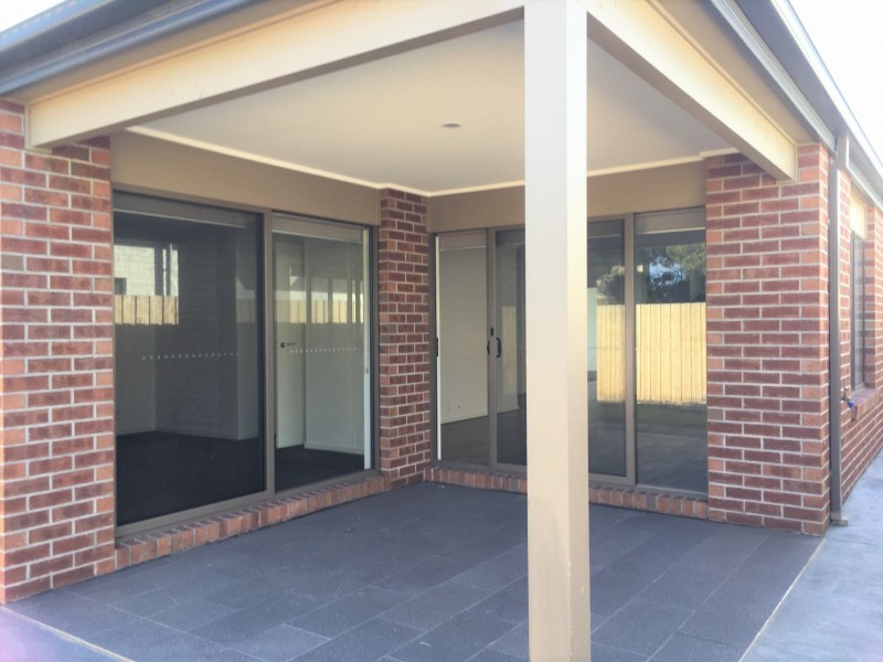 25 Gamble Way, St Leonards VIC 3223