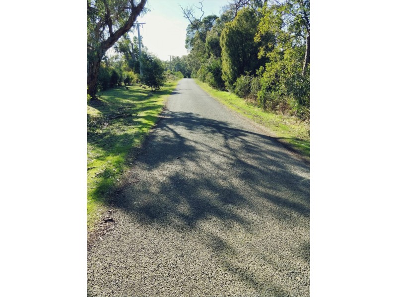 36 Hewitts Road, Linton VIC 3360