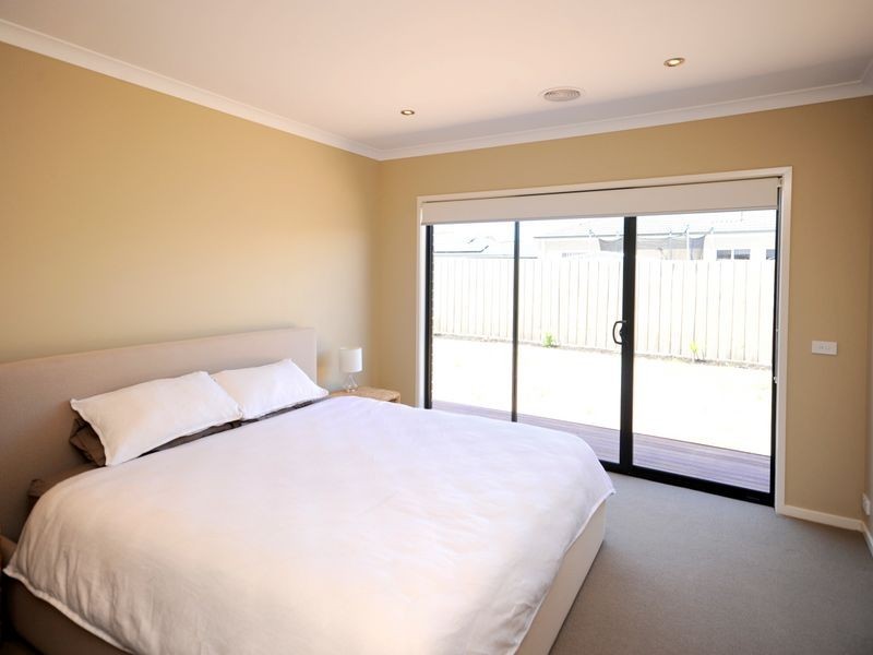 3 Dune Street, St Leonards VIC 3223