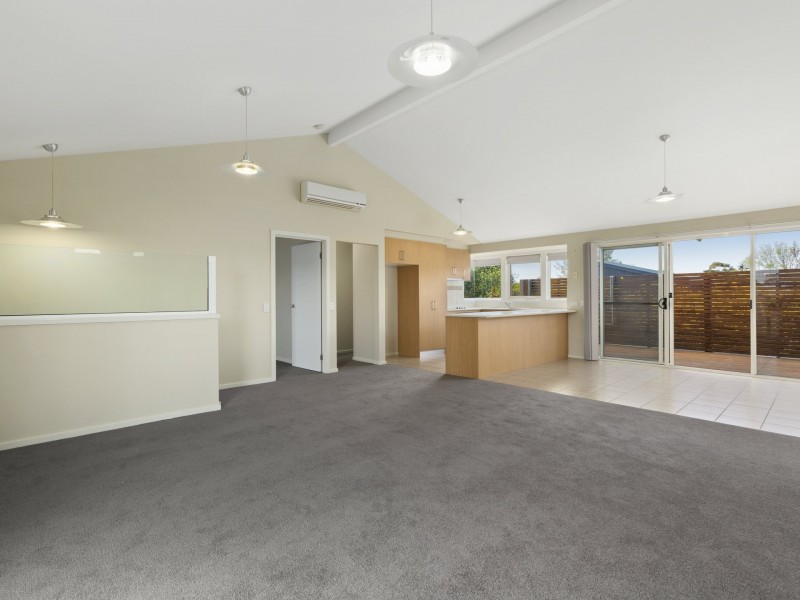 8 Tess Court, St Leonards VIC 3223