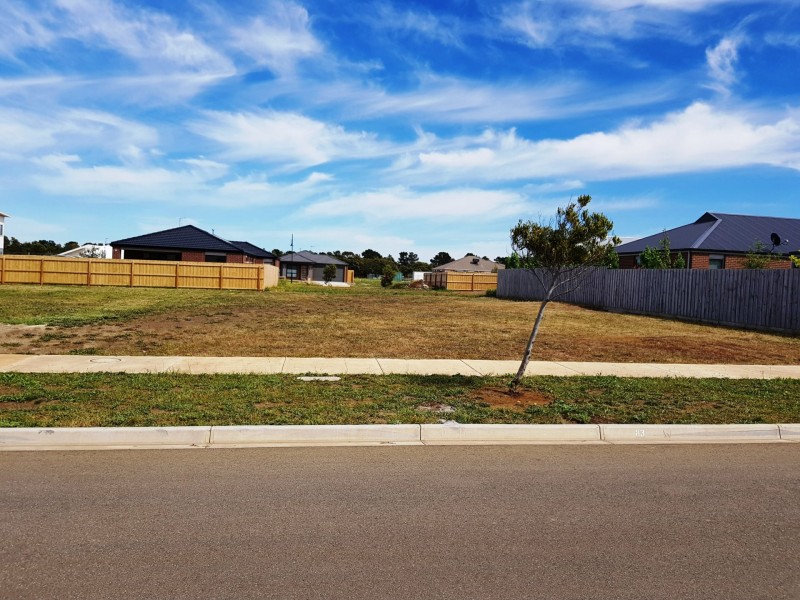 3 Pardolote Crescent, St Leonards VIC 3223