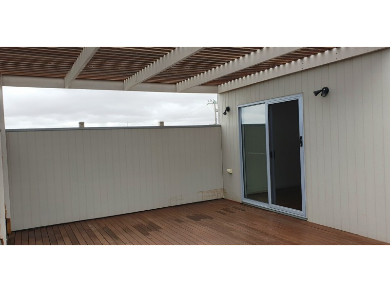 Unit 2/1362 Murradoc Road, St Leonards VIC 3223