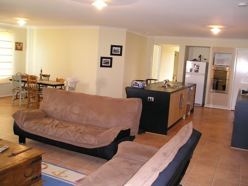 25-27 Pearl Bay Passage, St Leonards VIC 3223