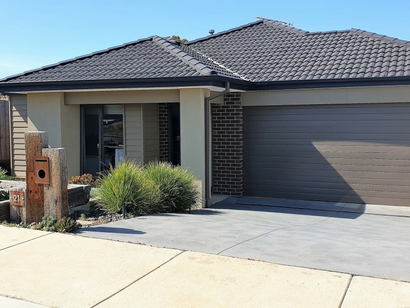 21 Gamble Way, St Leonards VIC 3223