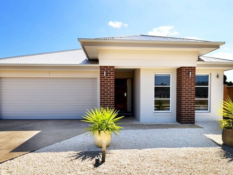 16 Half Moon Crescent, Indented Head VIC 3223