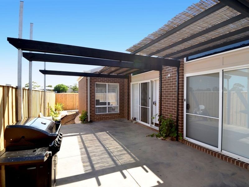 16 Half Moon Crescent, Indented Head VIC 3223