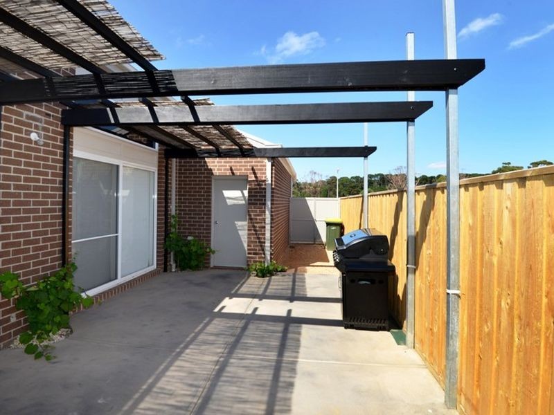 16 Half Moon Crescent, Indented Head VIC 3223