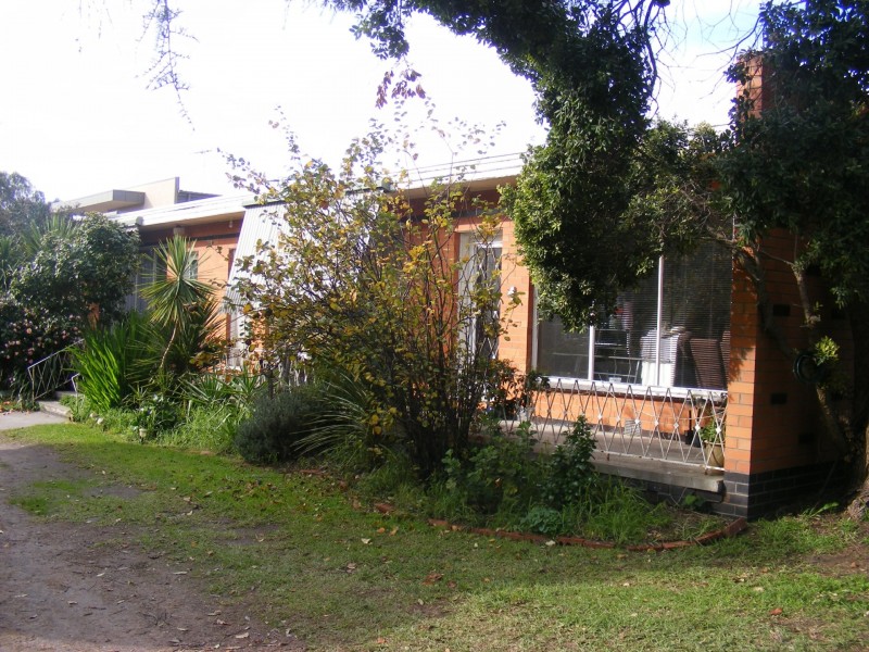 Unit 2/11-13 Cairnes Street, Indented Head VIC 3223