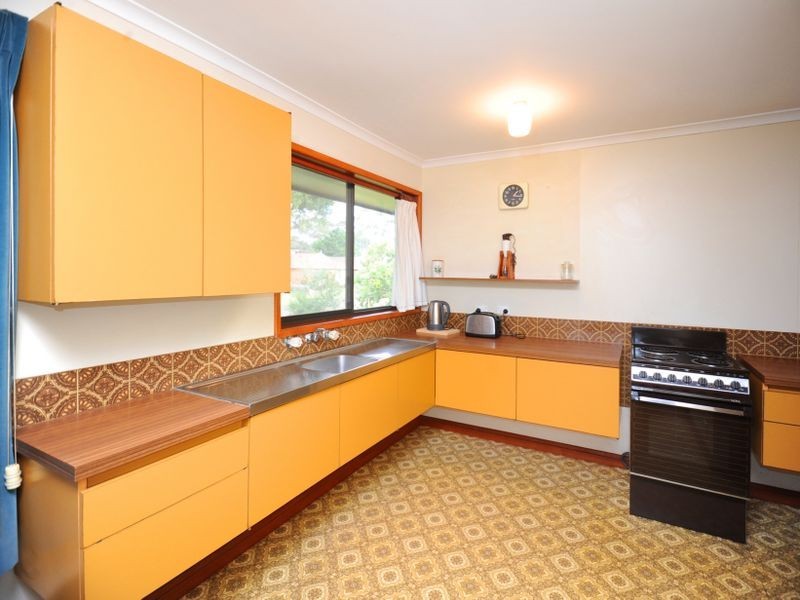 8 Dossetor Road, St Leonards VIC 3223