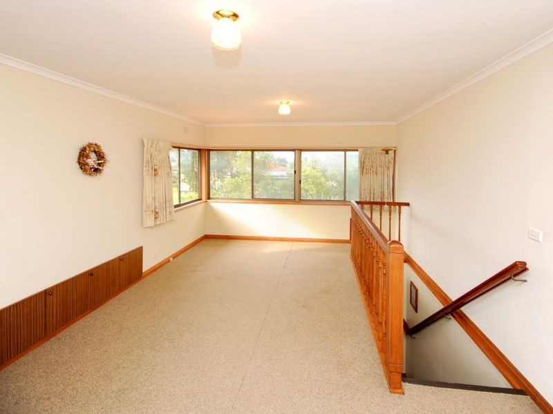 8 Dossetor Road, St Leonards VIC 3223