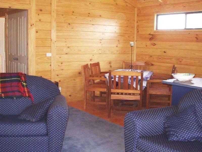 16 Gilbert Street, St Leonards VIC 3223