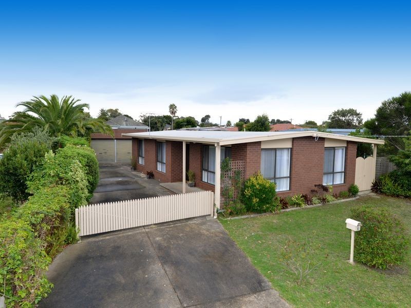 6 Trilby Avenue, St Leonards VIC 3223
