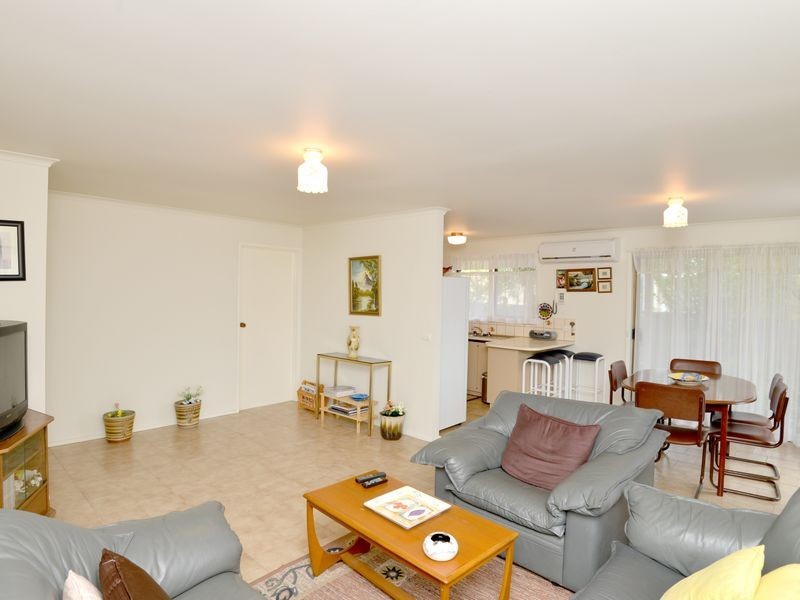 6 Trilby Avenue, St Leonards VIC 3223