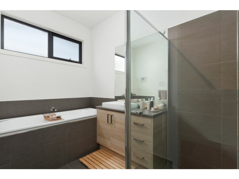 405 Ibbotson Street, St Leonards VIC 3223