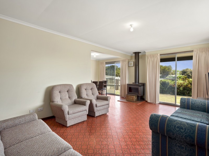 33 Leonard Street, St Leonards VIC 3223