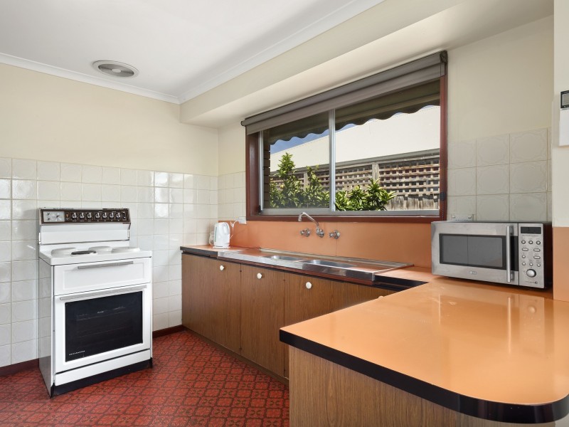 33 Leonard Street, St Leonards VIC 3223
