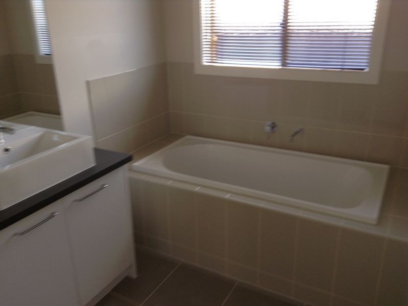 26 Coatsworth Avenue, St Leonards VIC 3223