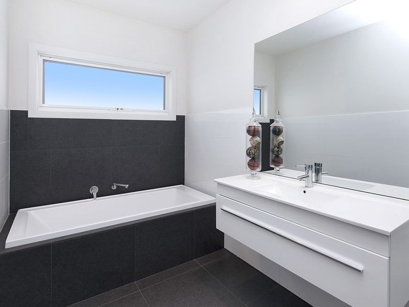 10 Wave Street, St Leonards VIC 3223