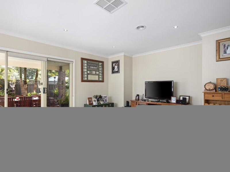 65 Lake View Crescent, St Leonards VIC 3223