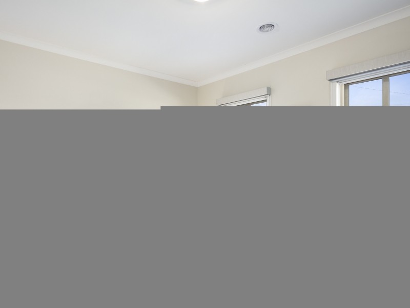 65 Lake View Crescent, St Leonards VIC 3223