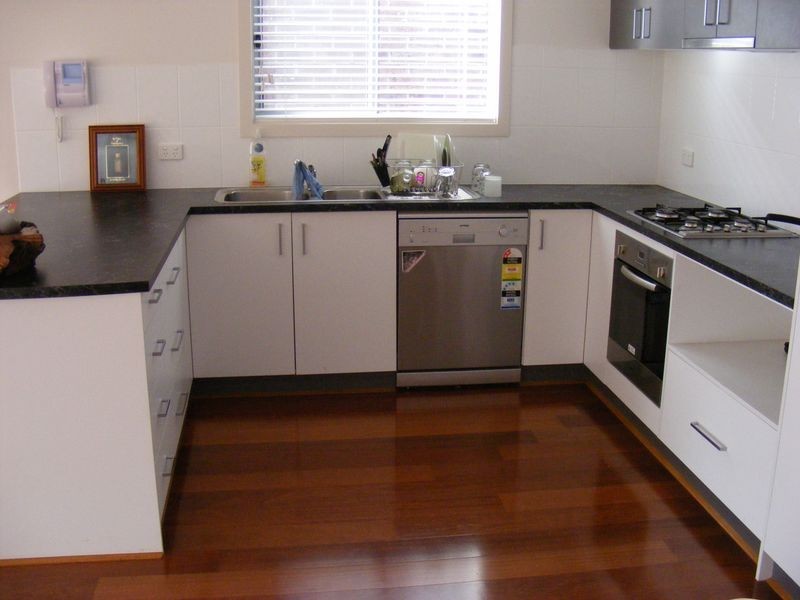 9 Halyard Terrace, St Leonards VIC 3223