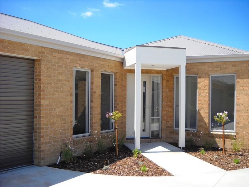 2/6 Edith Court, St Leonards VIC 3223
