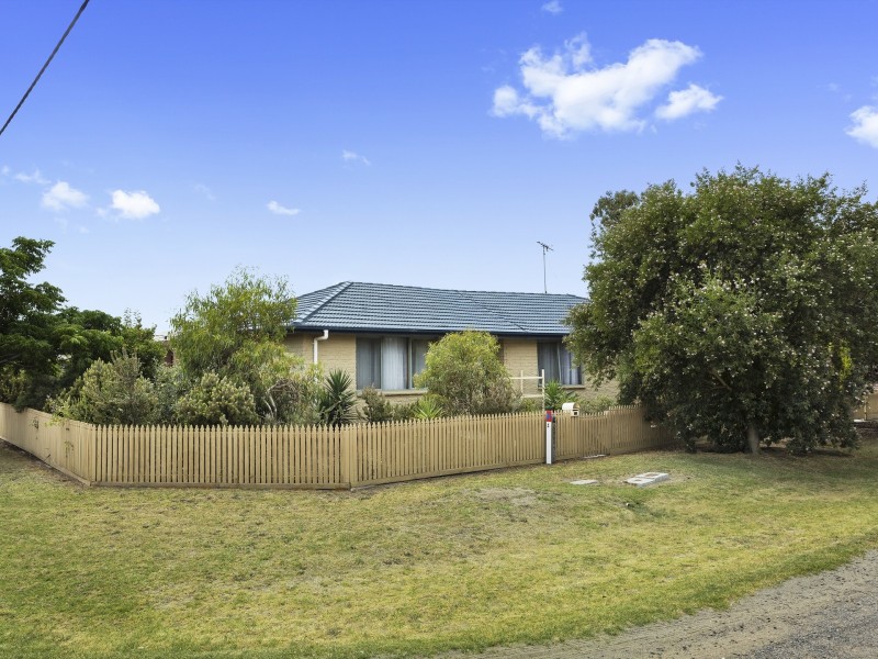 45 Grassy Point Road, Indented Head VIC 3223