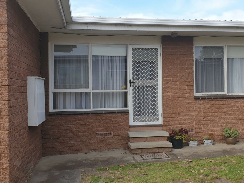 Unit 2/7 Bluff Road, St Leonards VIC 3223
