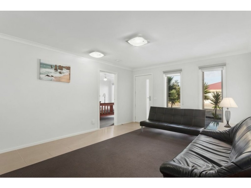 1 Martinsen Street, St Leonards VIC 3223