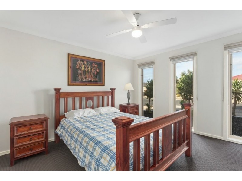 1 Martinsen Street, St Leonards VIC 3223