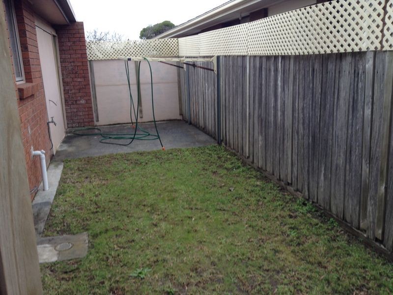 1/34 Dudley Parade, St Leonards VIC 3223