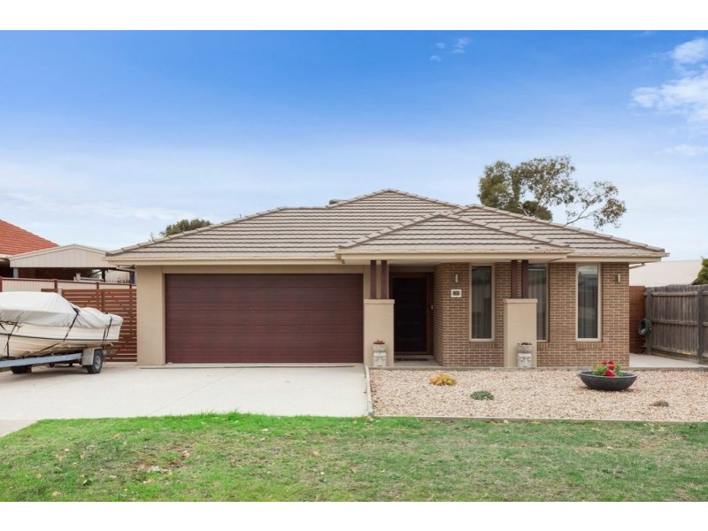 39 Lake View Crescent, St Leonards VIC 3223