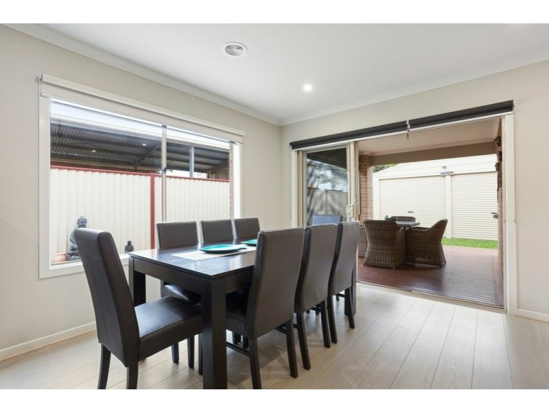 39 Lake View Crescent, St Leonards VIC 3223