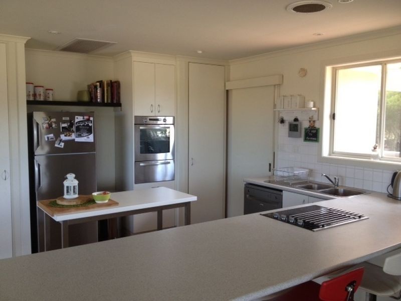 395 Bluff Road, St Leonards VIC 3223