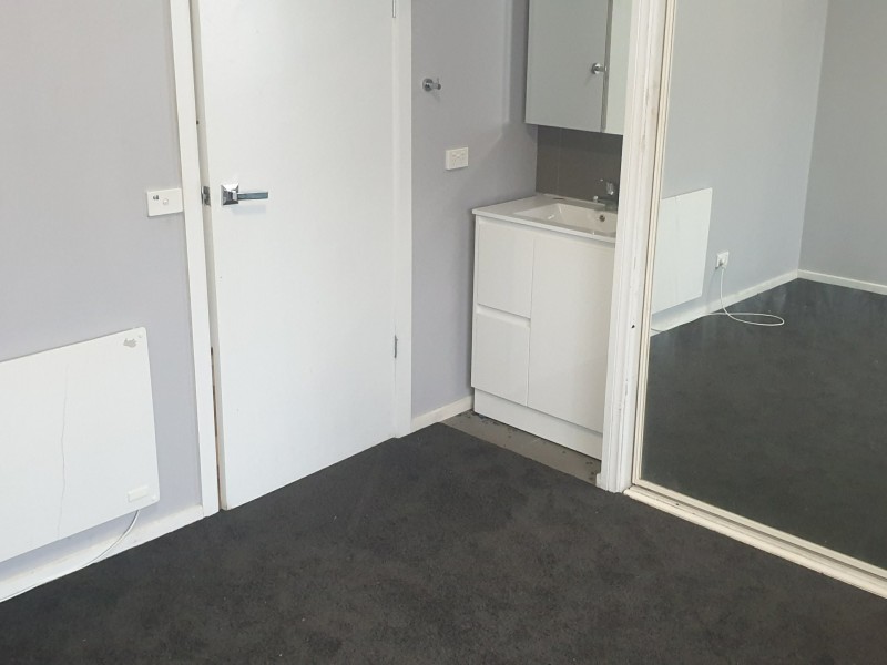 8 Old St Leonards Road, St Leonards VIC 3223