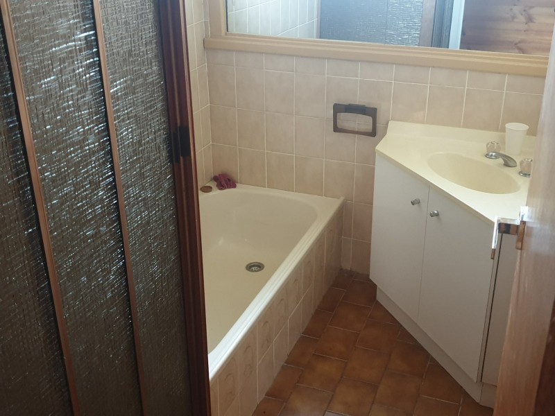 8 Old St Leonards Road, St Leonards VIC 3223