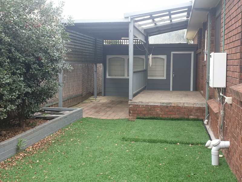 8 Old St Leonards Road, St Leonards VIC 3223