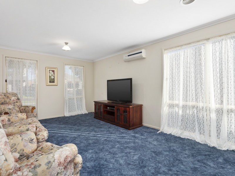 2 Starboard Court, St Leonards VIC 3223
