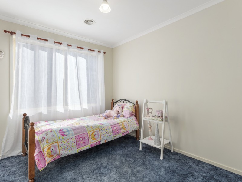 2 Starboard Court, St Leonards VIC 3223
