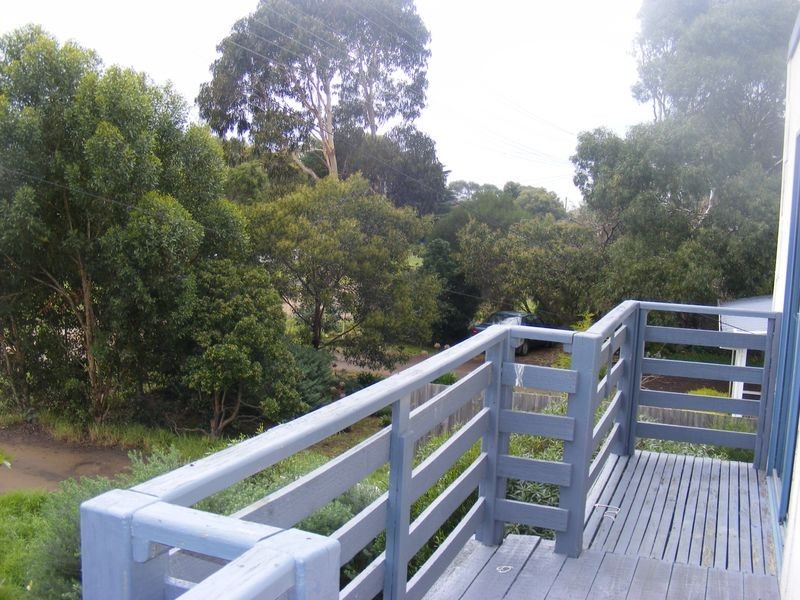 1/38 Ward Street, St Leonards VIC 3223