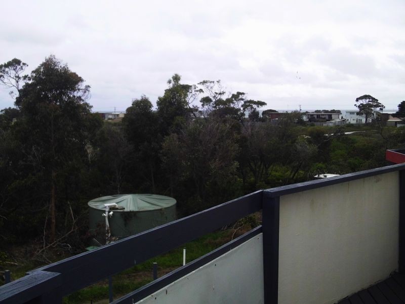 1A/1 Sylvester Avenue, St Leonards VIC 3223