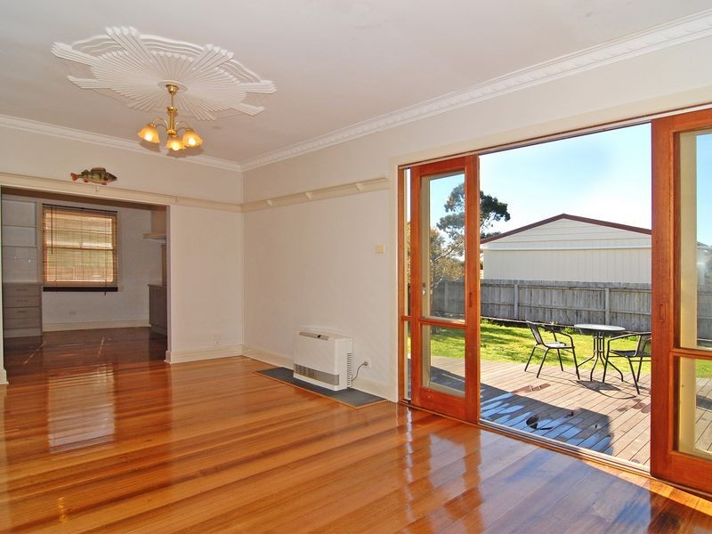 17 McBeth Street, St Leonards VIC 3223