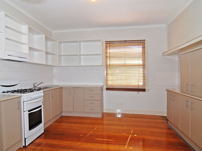 17 McBeth Street, St Leonards VIC 3223
