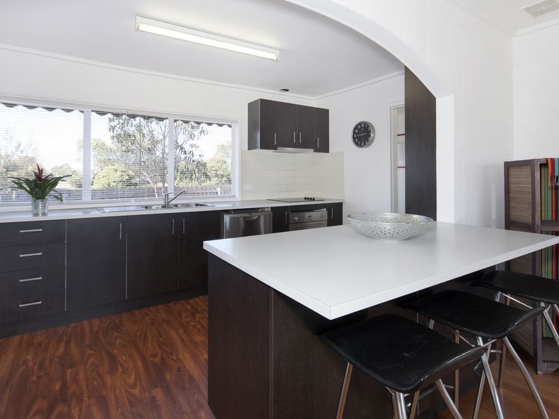 3 Holden Court, St Leonards VIC 3223