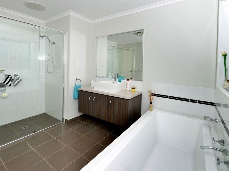 1 Waters Way, St Leonards VIC 3223